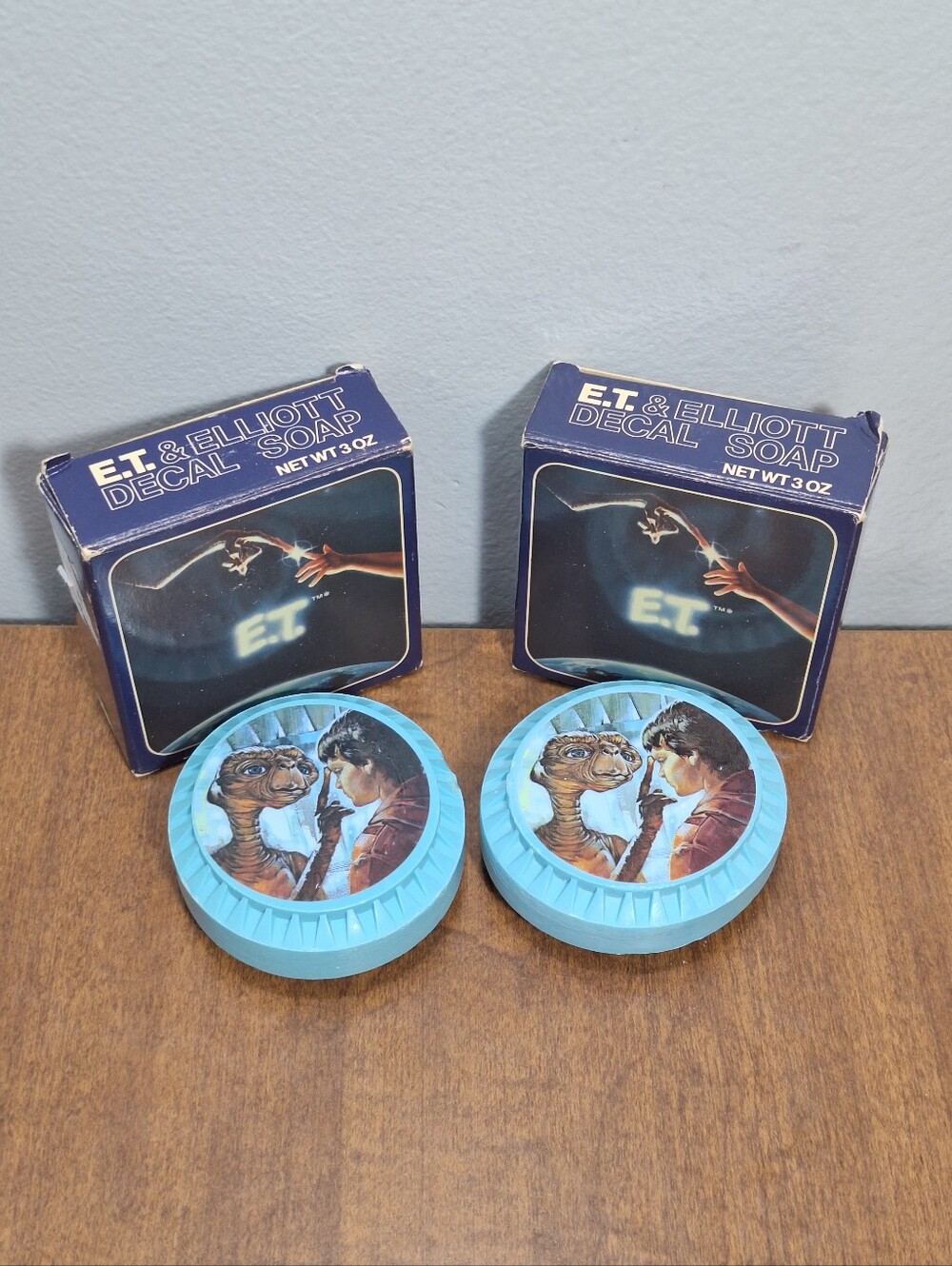 NIB Vintage 1983 ET Universal Studios Avon 3 Oz Collectible Bar Soap Set Of 2